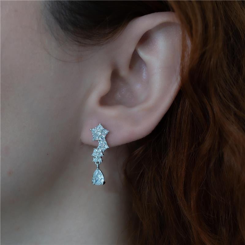 BRINCO FLORES GOTA PÊNDULO